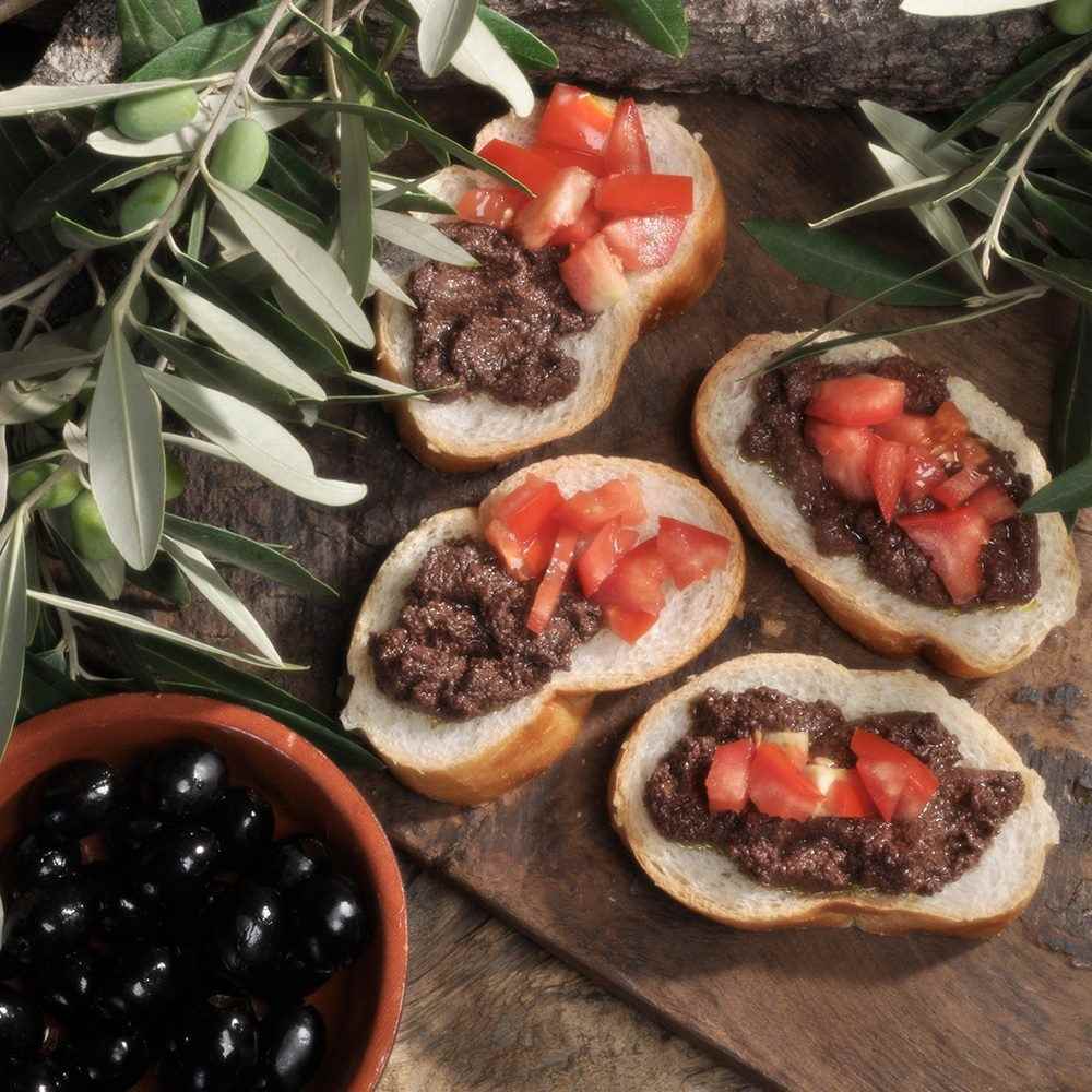 Mantova Black Olives Paste, 6.5 oz.